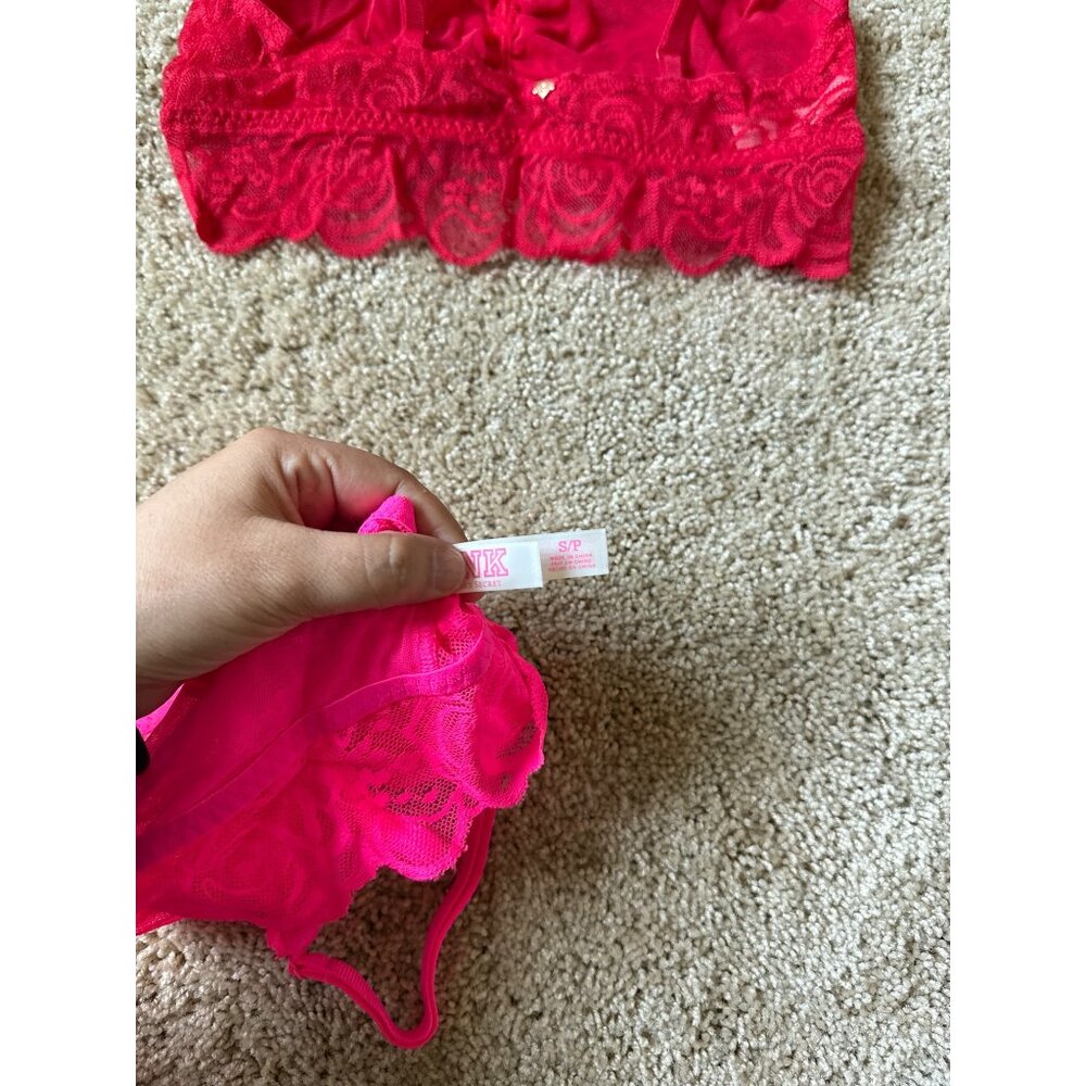 NWOT‎ Victoria's Secret Women's Size S Bralette's Bundle Sexy Feminine Lacey - Picture 3 of 5